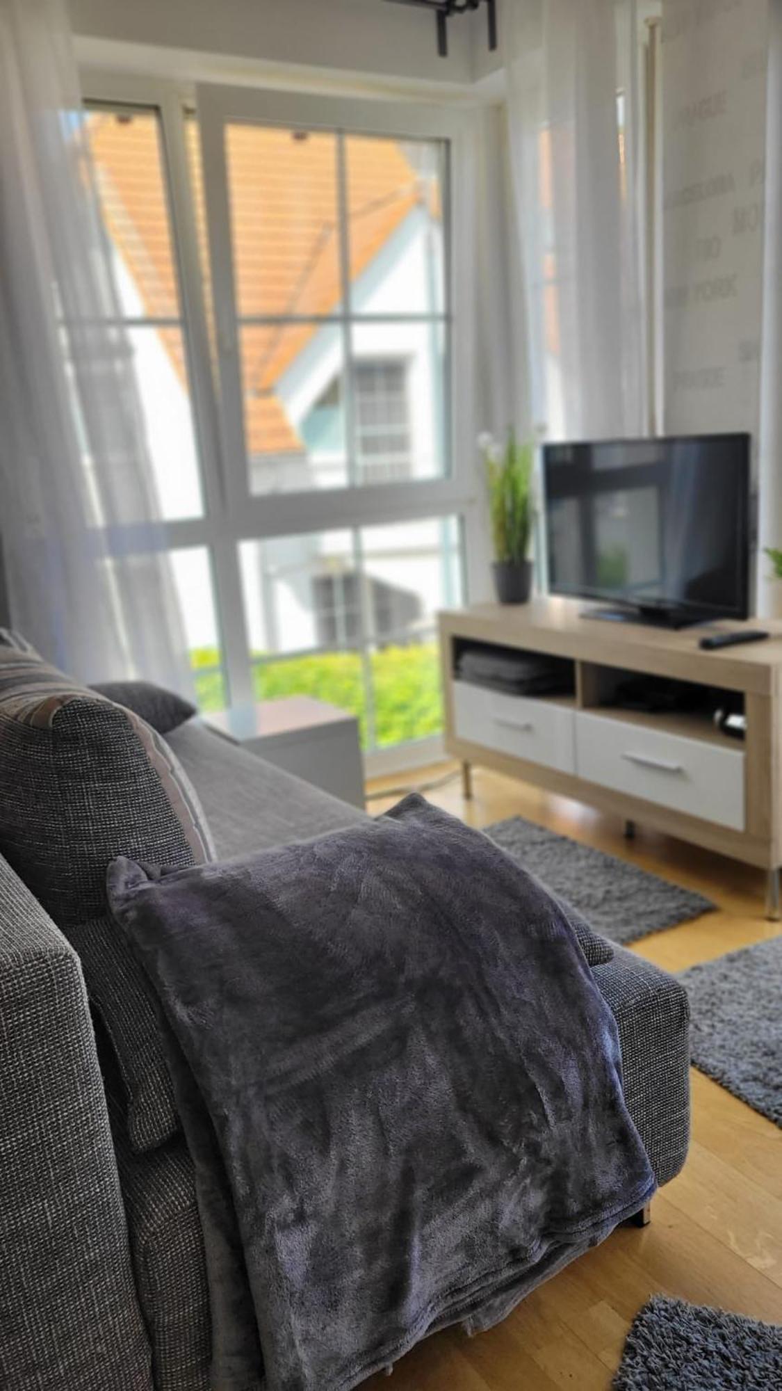 Berlin-Oase - Schnuckelige Ferienwohnung An Der Grenze Zu Berlin Schönefeld Extérieur photo